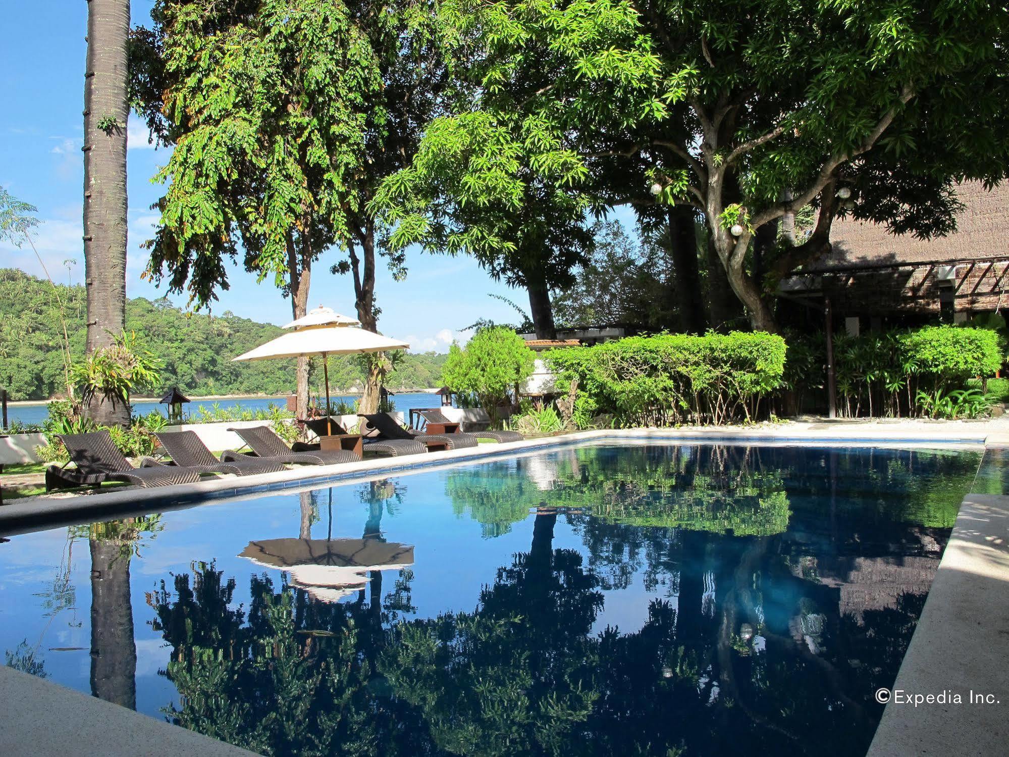 Buri Resort & Spa Puerto Galera Exterior foto